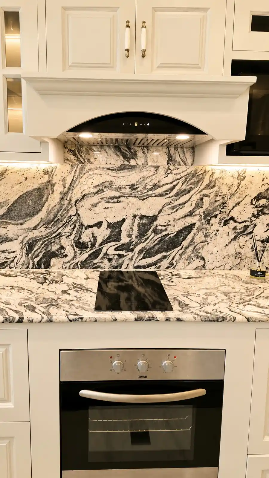 Floor 1 — Kitchen Marble