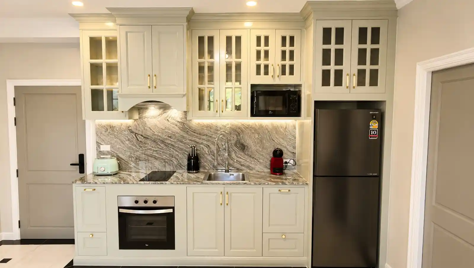 Floor 2 — Kitchen
