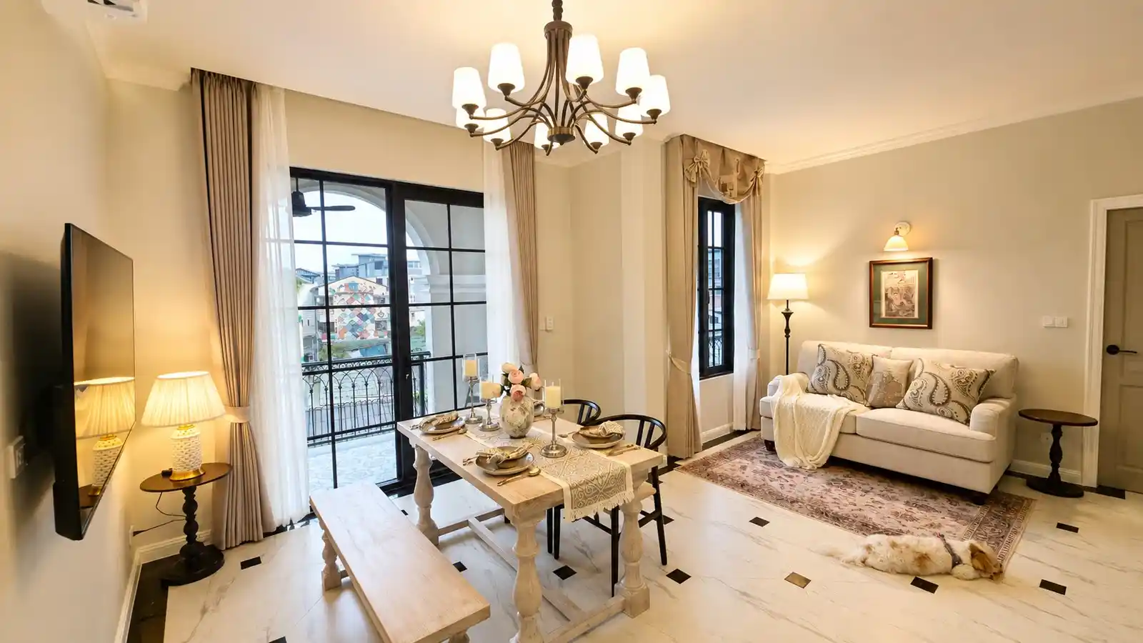Floor 3 — Living Room